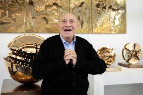 Archive: Farewell to Arnaldo Pomodoro; the master of contemporary sculpture dies at 99