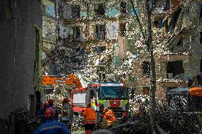 Russia Hits Civilian Infrastructure - Kyiv