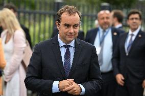 Emmanuel Macron at wreath-laying ceremony in Oslo FA
