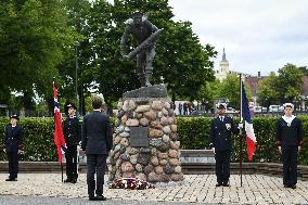 Emmanuel Macron at wreath-laying ceremony in Oslo FA