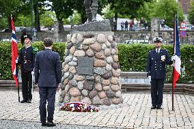 Emmanuel Macron at wreath-laying ceremony in Oslo FA