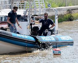 Airport Security for Bezos' Wedding Arrivals - Venice