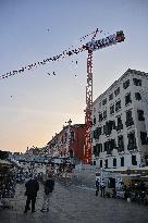 Extinction Rebellion’s Robin Hoods Target Jeff Bezos Wedding - Venice