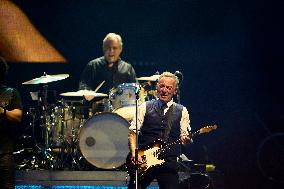 Bruce Springsteen In Concert - Spain