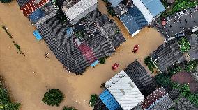 Flood in Rong'an
