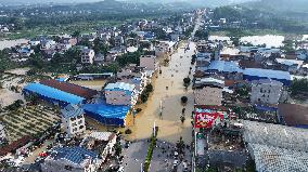 Flood in Rong'an