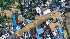 Flood in Rong'an