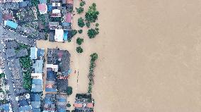 Flood in Rong'an
