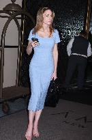 Clare Forlani Outside Her Hotel - NYC