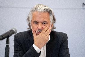 Signing of the agreement between the French government and the Professional Football League (LFP) - Paris AJ