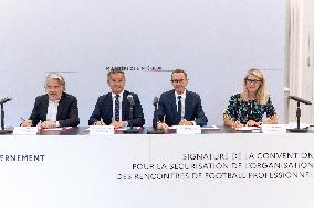 Signing of the agreement between the French government and the Professional Football League (LFP) - Paris AJ