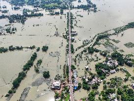 Two Lakh People Affected by Ghatal Floods - India