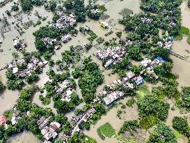 Two Lakh People Affected by Ghatal Floods - India