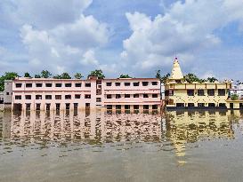 Two Lakh People Affected by Ghatal Floods - India