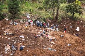 Landslide Kills at least 10 in Bello, Colombia