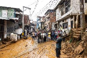 Landslide Kills at least 10 in Bello, Colombia
