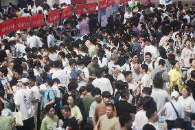 On-site Consultation Meeting for College Admissions in Zhejiang Province in 2025