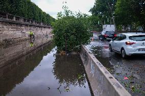 Recovery After Violent Storms in Paris - Paris