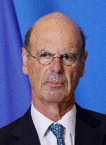 Public Finance Alert Committee - Paris