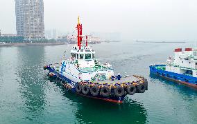 China First Hydrogen-electric Tugboat