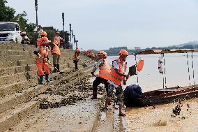Reconstruction After The Flood