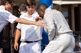 Usher Arrives at Their Hotel - Venice