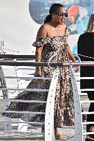 Nicole Avant And Ted Sarandos At Venice Airport