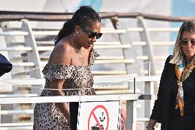 Nicole Avant And Ted Sarandos At Venice Airport