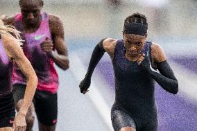 Kenya's Faith Kipyegon during the "Breaking4" event - Paris