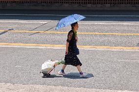 Shanghai Issues Orange High Temperature Alert