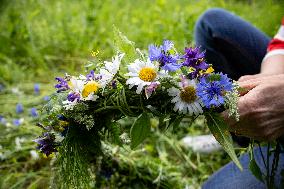 Flower wreath