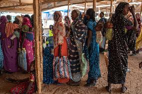 More than 844,000 Sudanese Refugees Have Fled to Chad
