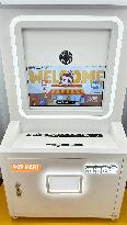 Pop Mart LABUBU Self-service Photo Machine