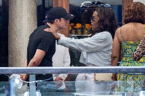 Chris Jenner, Orlando Bloom And Oprah Winfrey At Gritti Hotel - Venice