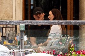 Orlando Bloom Having Breakfast At Gritti Hotel - Venice