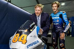 King Visits Training Day of 100-Year-Old TT - Netherlands