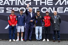 King Visits Training Day of 100-Year-Old TT - Netherlands
