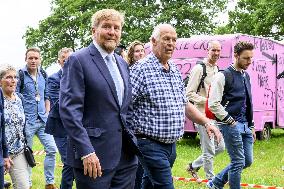 King Visits Training Day of 100-Year-Old TT - Netherlands