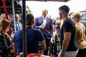 King Visits Training Day of 100-Year-Old TT - Netherlands