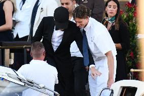 Leonardo DiCaprio Leaving Hotel On Bezos-Sanchez Wedding Day - Venice