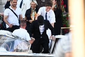 Leonardo DiCaprio Leaving Hotel On Bezos-Sanchez Wedding Day - Venice
