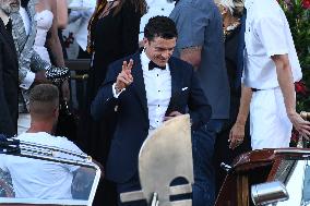 Orlando Bloom Leaving Hotel On Bezos-Sanchez Wedding Day - Venice