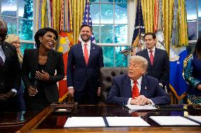 Trump Meets Congo And Rwanda Officials Following Peace Agreement - Washington