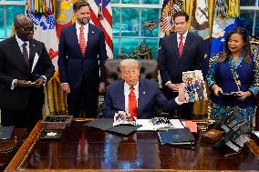 Trump Meets Congo And Rwanda Officials Following Peace Agreement - Washington