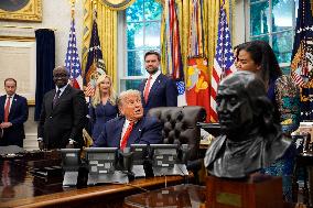 Trump Meets Congo And Rwanda Officials Following Peace Agreement - Washington