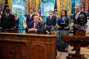 Trump Meets Congo And Rwanda Officials Following Peace Agreement - Washington