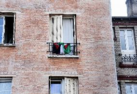 Palestinian flags at La Courneuve town hall - La Courneuve