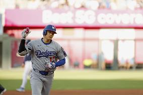Baseball: Dodgers vs. Royals