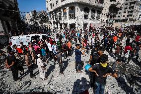 At Least 40 Killed By Israeli Airstrike in Gaza City - Palestine
