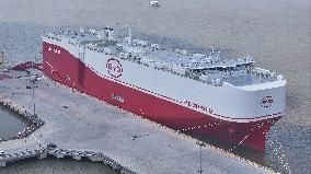 World Largest Loading Capacity Car Roll-on/roll-off Ship